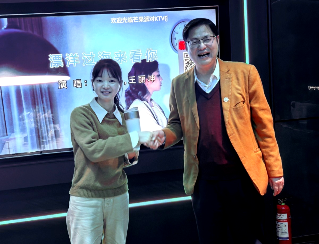 鈧,金屬鈧,氧化鈧,金屬鈧粉,鋁鈧合金,氧化鉿,氧化鉭,金屬鈧靶,鋁鈧靶材,鋁基靶材,鈧鹽,氟化鈧,氮化鈧,氯化鈧,鋯粉,鉿粉,鈮粉,鉭粉