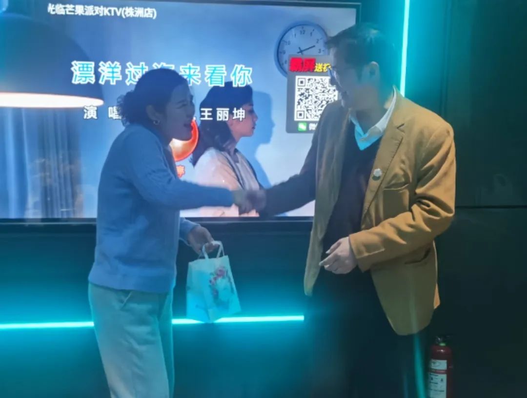 鈧,金屬鈧,氧化鈧,金屬鈧粉,鋁鈧合金,氧化鉿,氧化鉭,金屬鈧靶,鋁鈧靶材,鋁基靶材,鈧鹽,氟化鈧,氮化鈧,氯化鈧,鋯粉,鉿粉,鈮粉,鉭粉